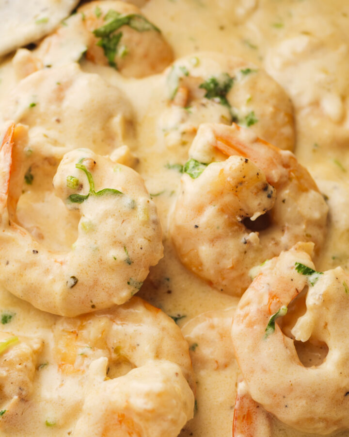 Quick And Creamy Garlic Shrimp Recipe (Dinner In 15 Minutes)