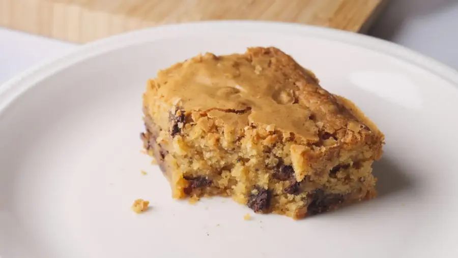 Brown Butter Blondie served on a serving plate