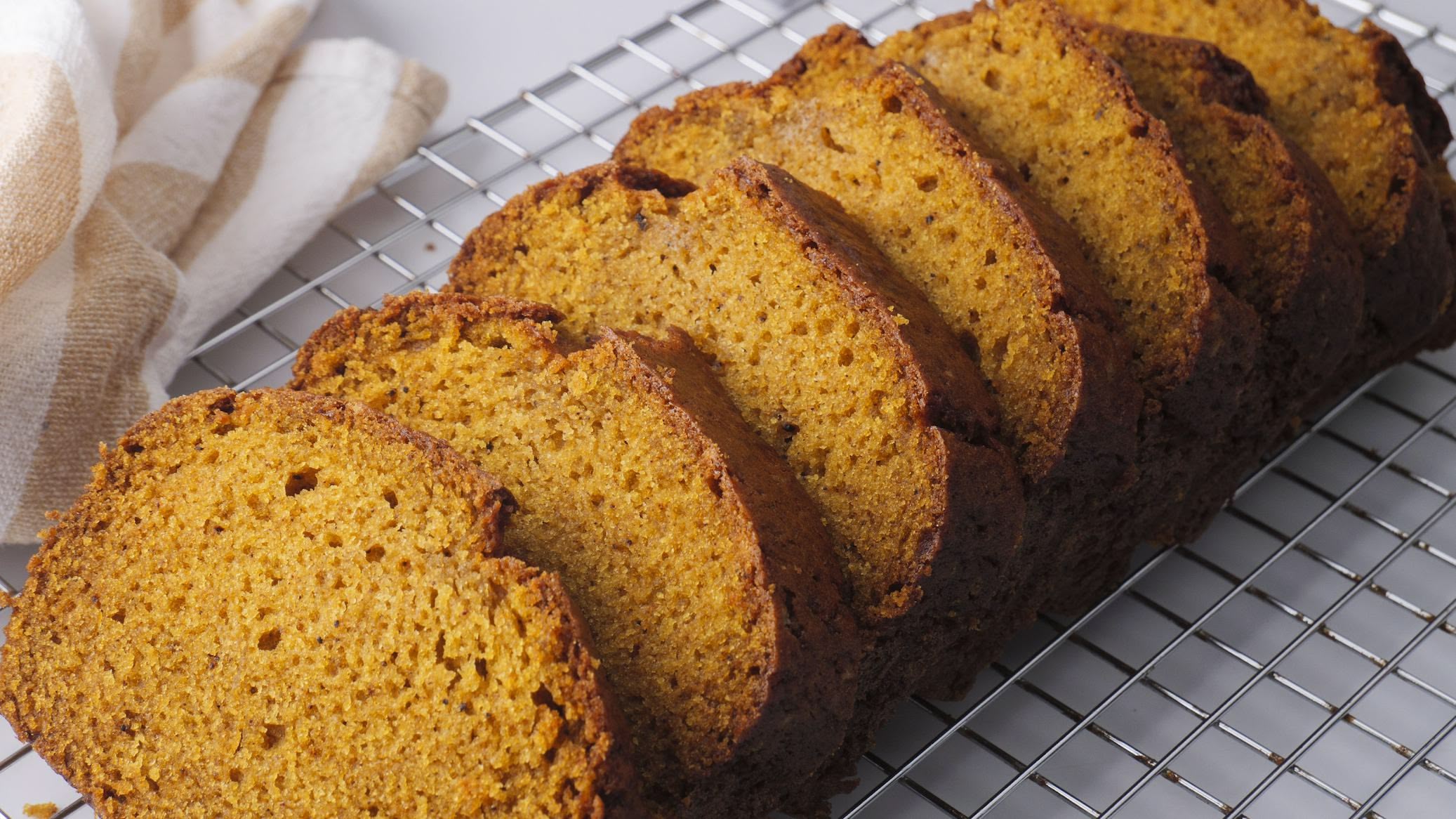 Easy Pumpkin Bread Recipe