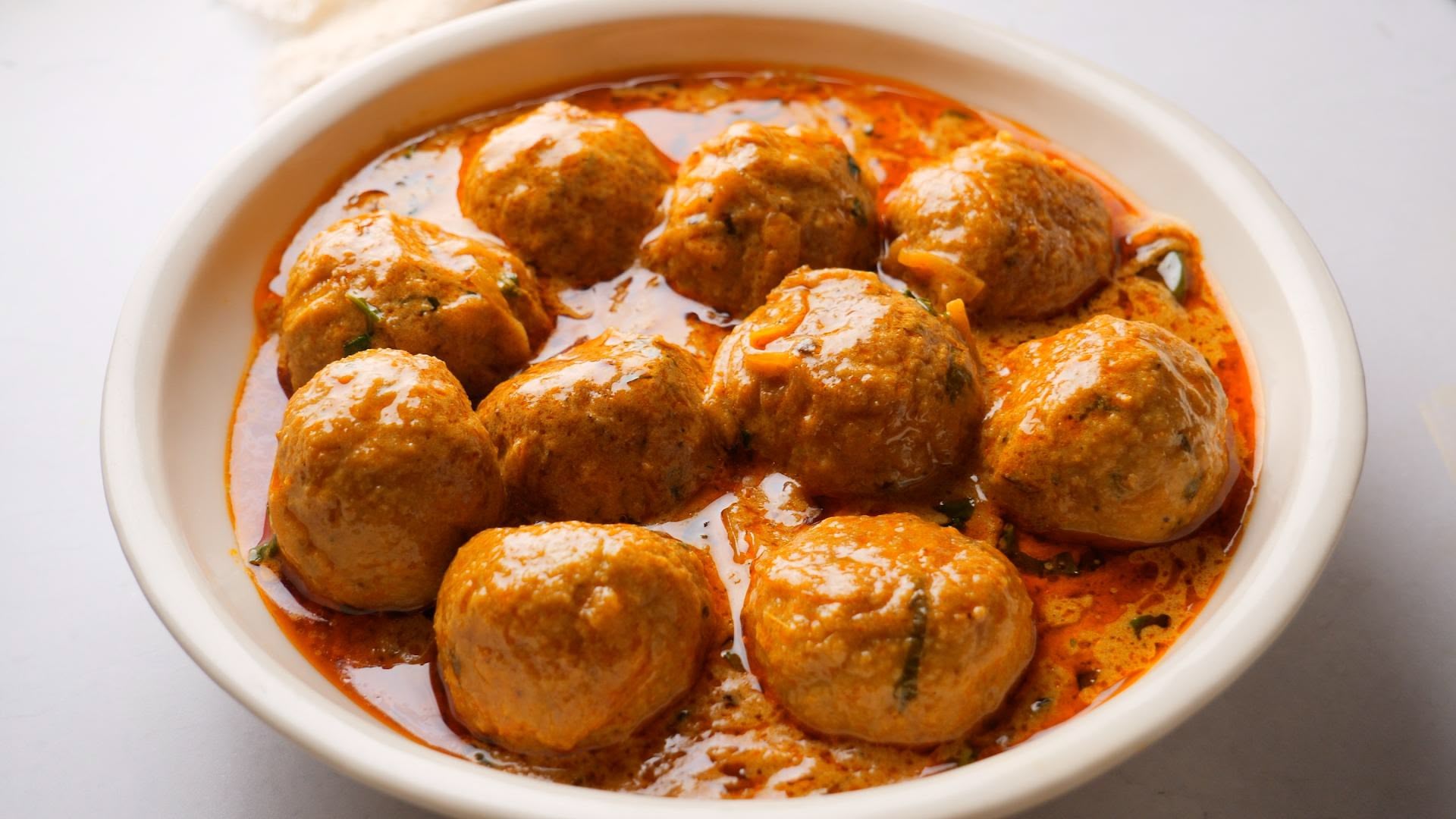 Chicken Meatball Curry (Chicken Kofta Curry) – Easy Recipe